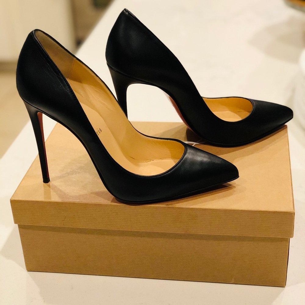 Pigalle Follies 100 Nappa black shiny leather